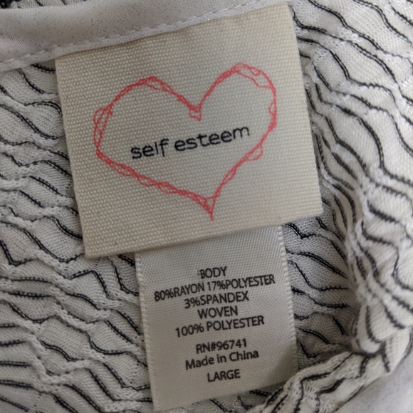 top sleeveless - Picture 8 of 8